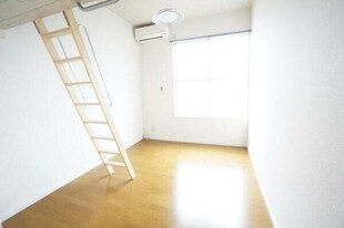 ハイツグローリーの物件内観写真